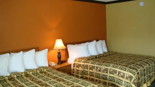 Sunset Inn Lake Oroville 4